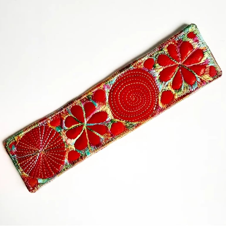 Bookmarks - Textile with Machine Embroidery Bookmark
