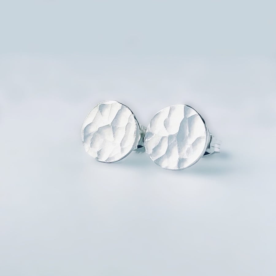 STERLING SILVER disc stud earrings, Handmade Urban Designed Jewellery