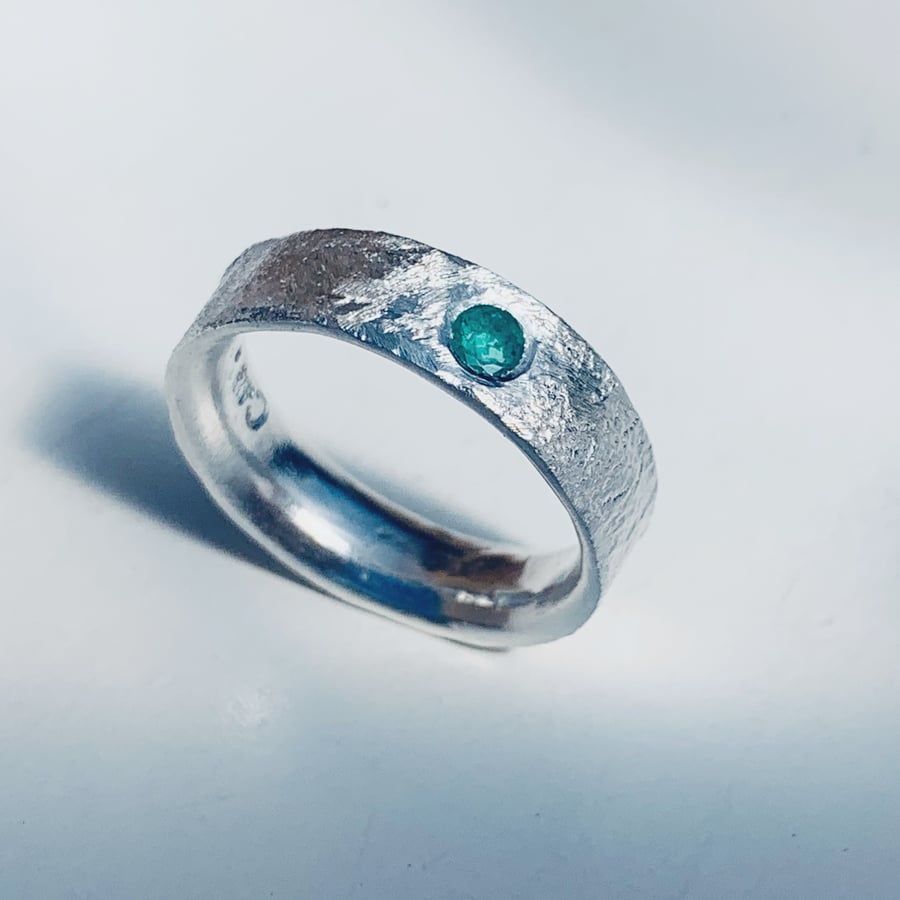 NATURAL EMERALD Recycled Sterling Silver HANDMADE Ring