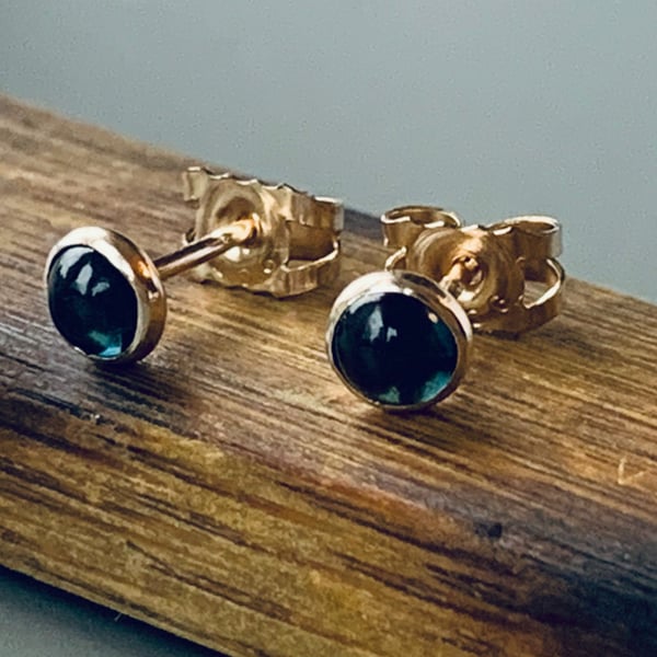 Recycled solid 9 carat Gold topaz stud earrings 