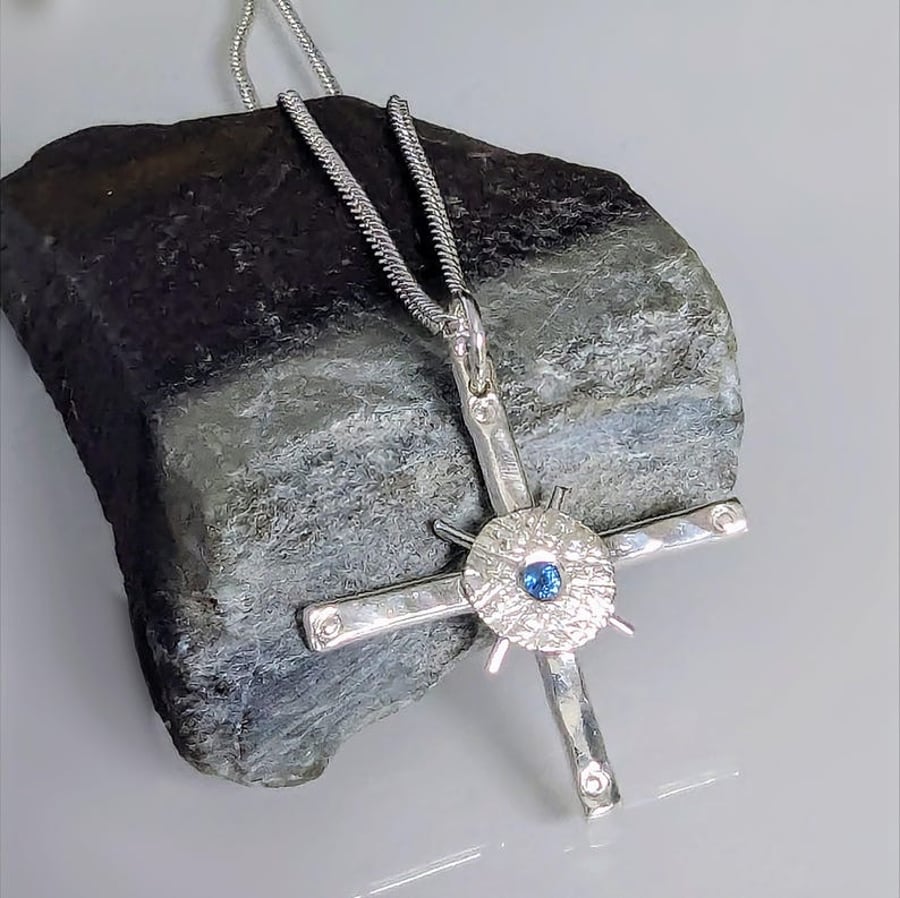 STARBURST Handmade sterling silver Natural Blue Sapphire Pendant