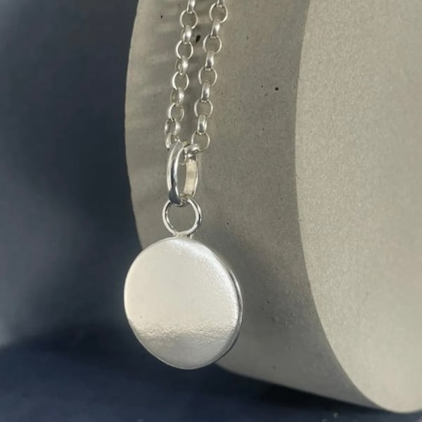 Sterling Silver Round Disc Pendant Necklace - Plain-Smooth Lengths 16-24 Inches