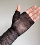 Lace charcoal fingerless gloves - Image 3