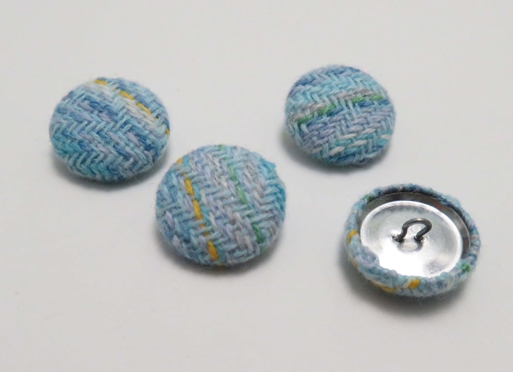Set of 4 Covered Buttons