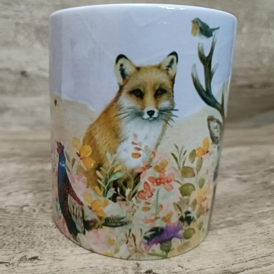 Beautiful mugs with hand drawn images British wildlife 