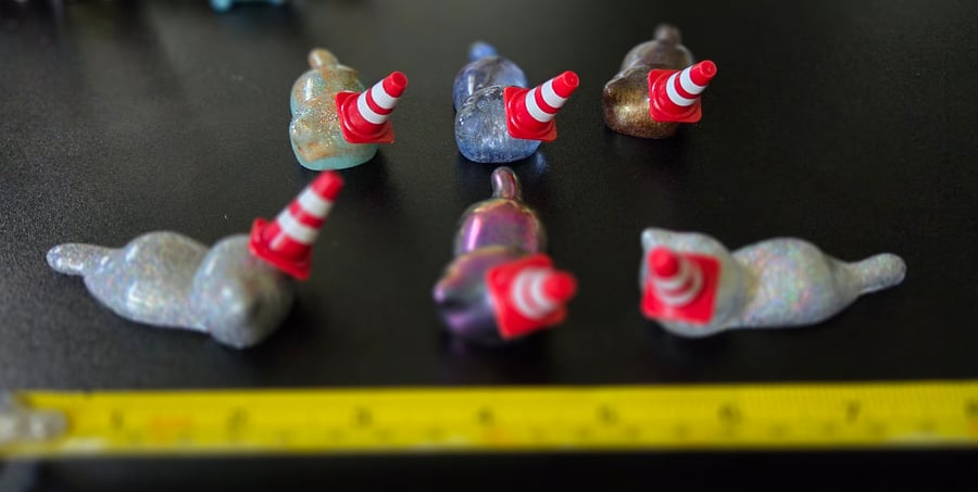 Nipfest perfectly imperfect sleekster Glitter Cats