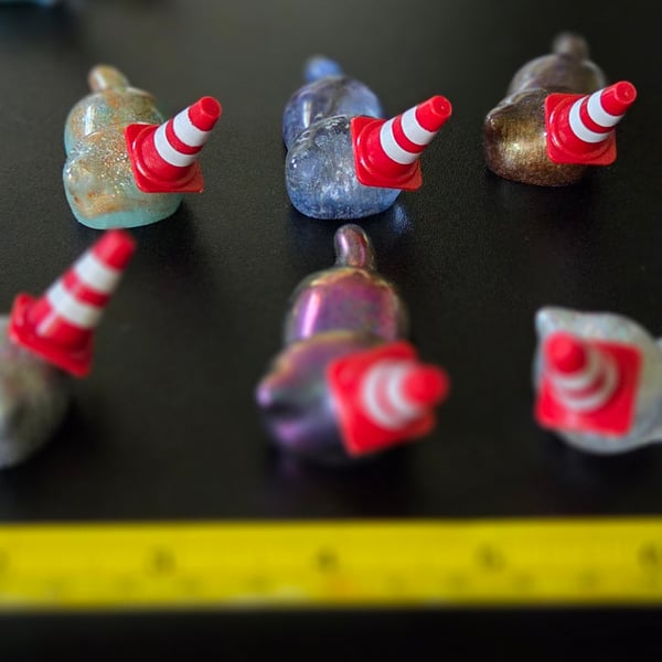 Nipfest perfectly imperfect sleekster Glitter Cats