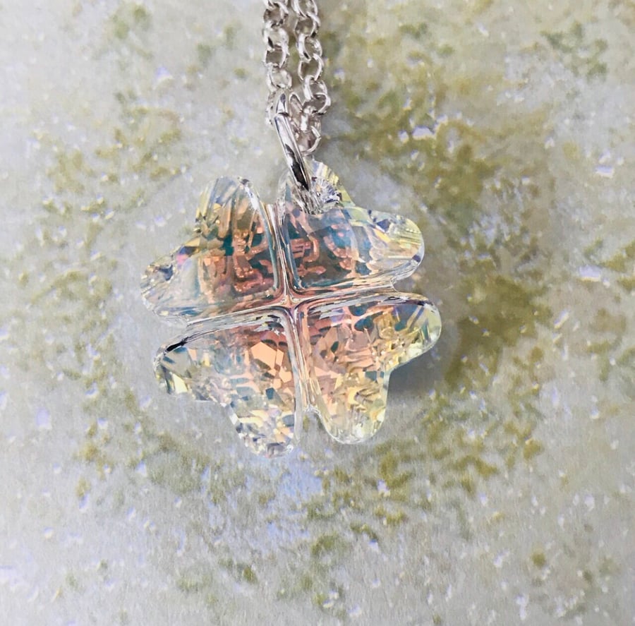 Four Leaf Clover Statement Pendant Necklace