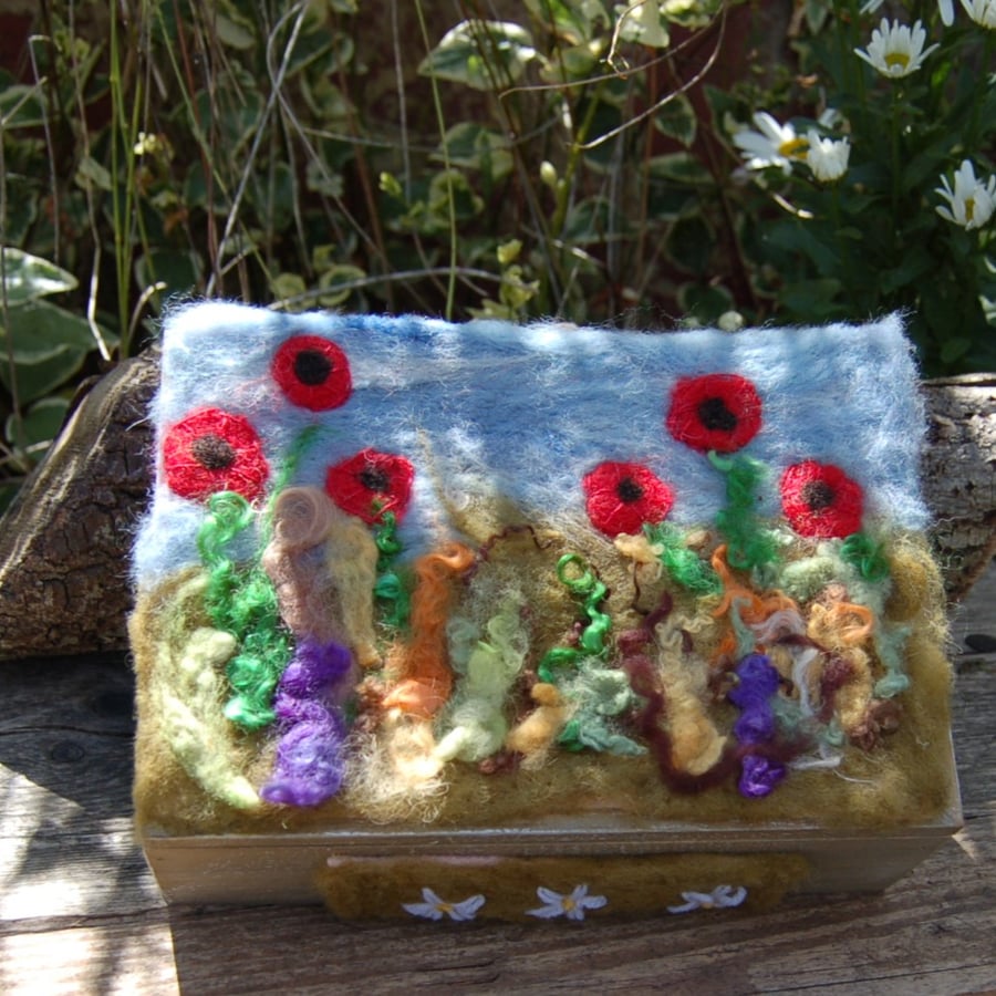 Seconds Sunday. jewellery or craft storage box... - Folksy