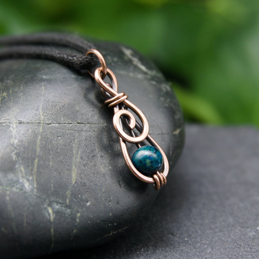 Hammered Copper Mini Spiral Pendant with Chrysocolla bead