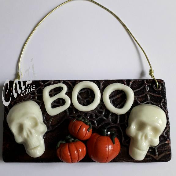 Mixed Media Glow In The Dark Skulls Hanging Halloween Decoration