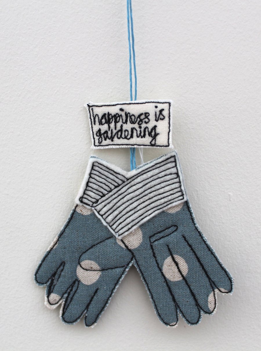 'Happiness is Gardening' - Hanging Decoration