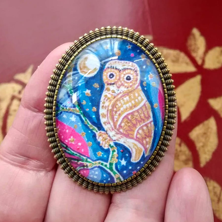 Sale! Owl Brooch, Miniature Owl Picture in Bronze Setting