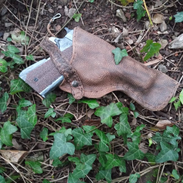 Leather cosplay gun holster Ellie last the of us part 2 comic con real leather 