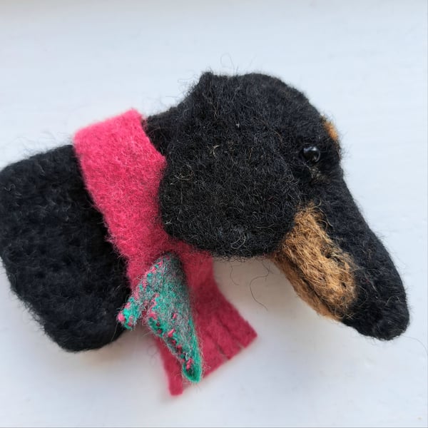 Needle Felted Smooth Dachshund Brooch