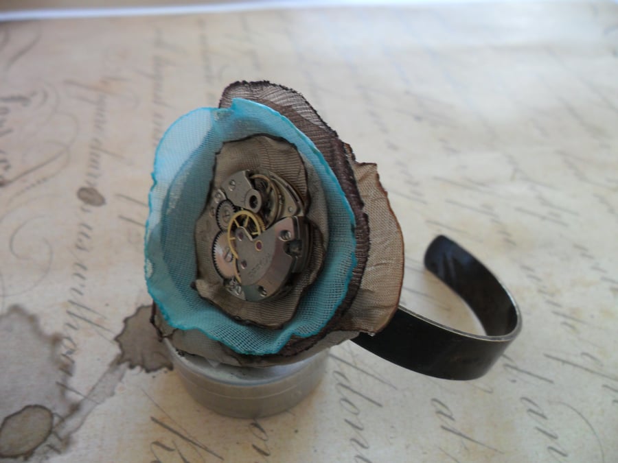 Steampunk Petite Corsage Bangle