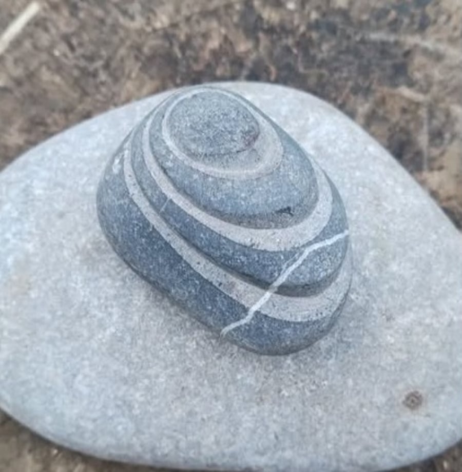 Abstract Pebble Art No 3