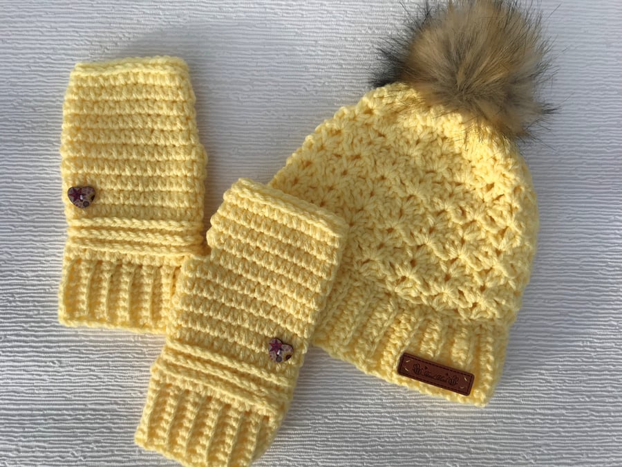 Crocheted Hat & Mitten Set - Yellow