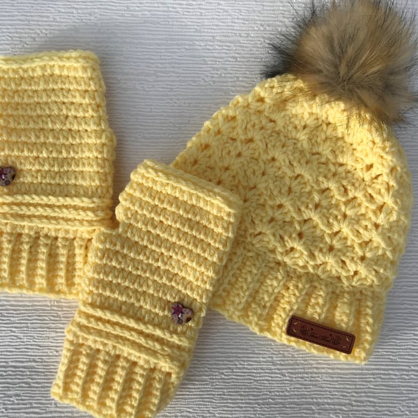 Crocheted Hat & Mitten Set - Yellow