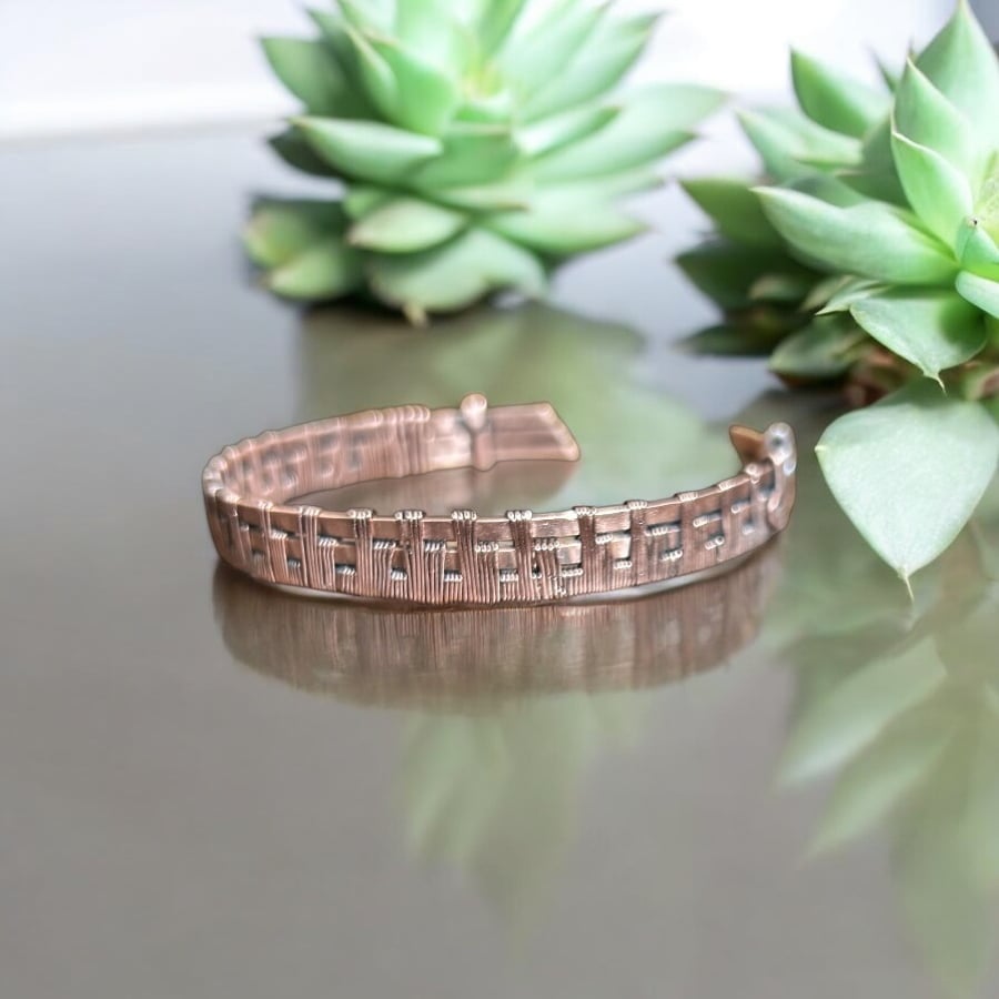 Image of Unisex Cuff Bangle, M-L 