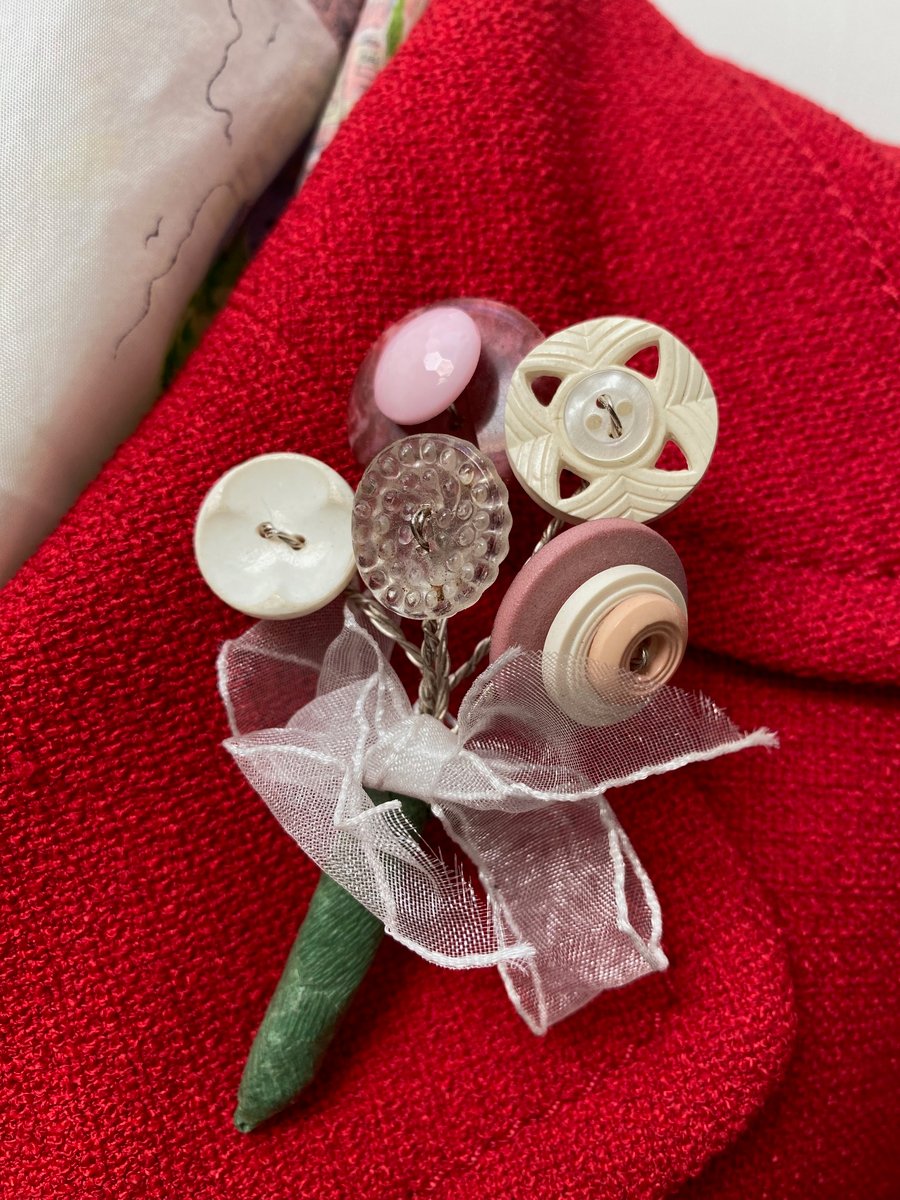 Vintage Buttons Flower Posy Brooch Corsage