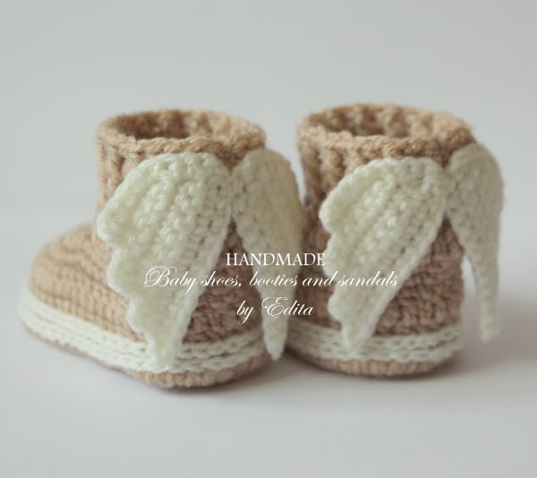 Crochet baby booties, shoes, boots, 0-3 months, baby shower gift