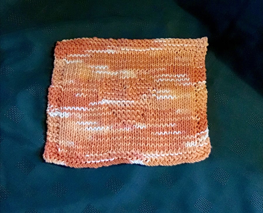 Hand Knit Orange Ombré Facecloth with Heart Motif 100% Cotton 