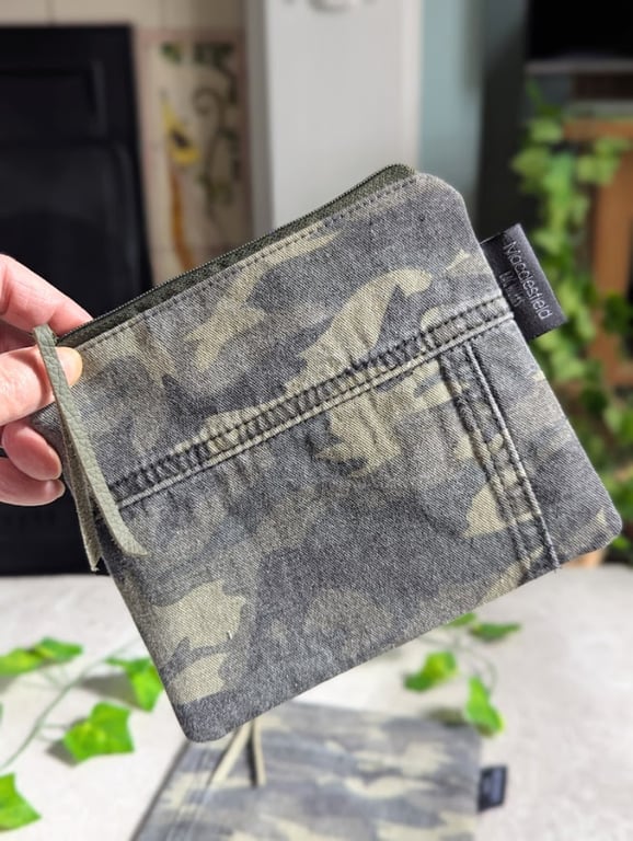 Camo Purse Pouch Purse, Pencil Case or Makeup Bag