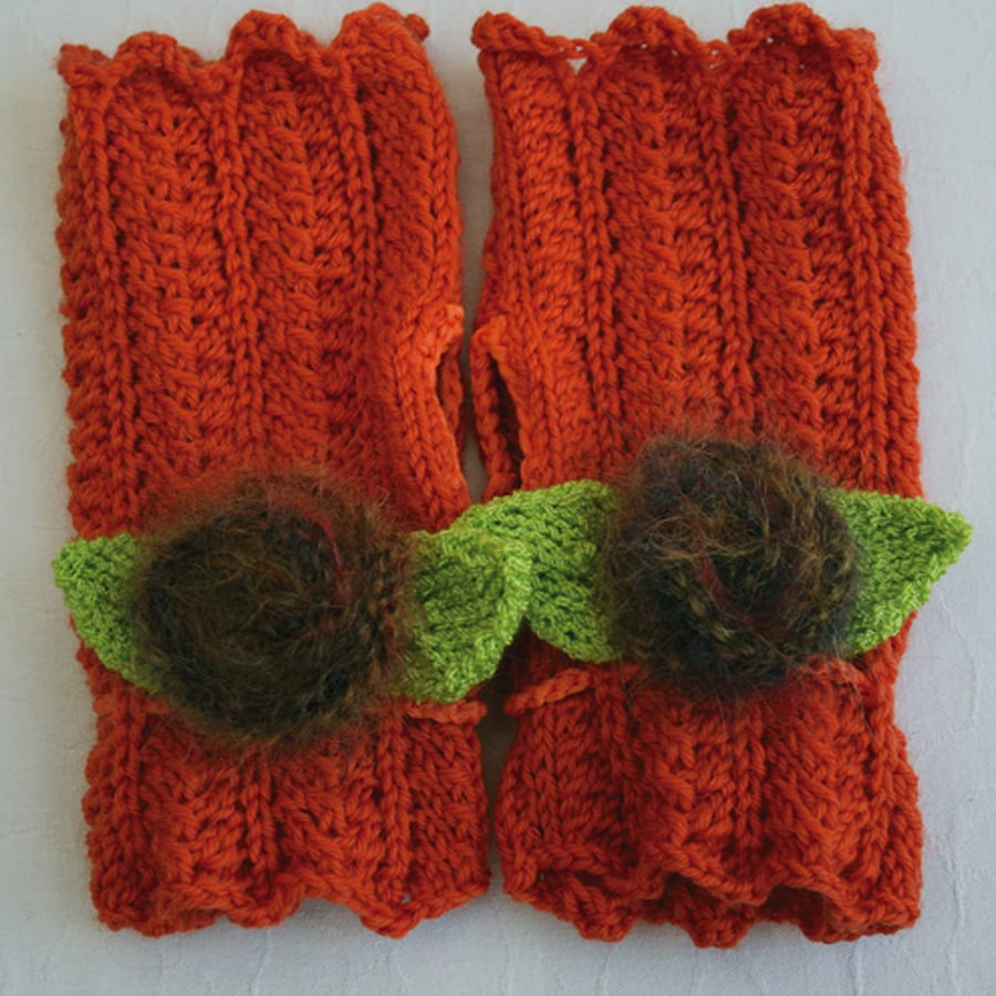 NOW 25% OFF - Orange Rose Fingerless Gloves 