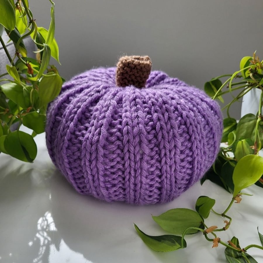 Pumpkin - Hand knitted pumpkin perfect for Halloween, a gift, or decoration.