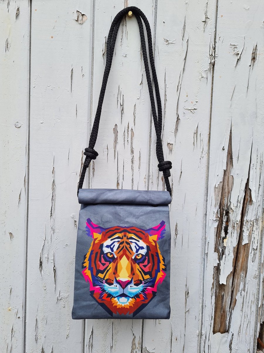 Tiger Box Handbag - Waterproof Small Bag - Recycled Polyester - Animal