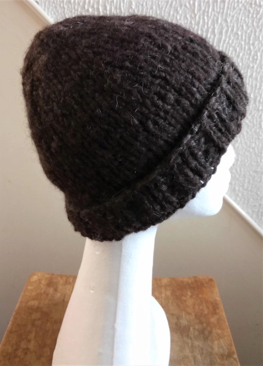 Handspun, Hand-knitted Hat in Shetland-X-Suffolk Wool