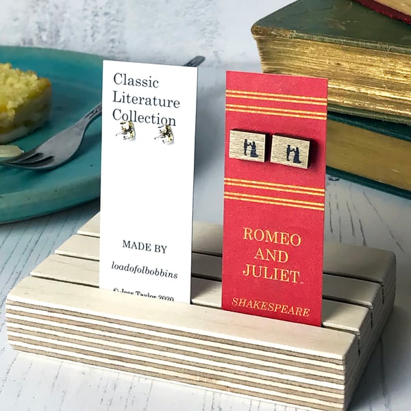 Classic Literature - Romeo and Juliet Silhouette Wooden Stud Earrings