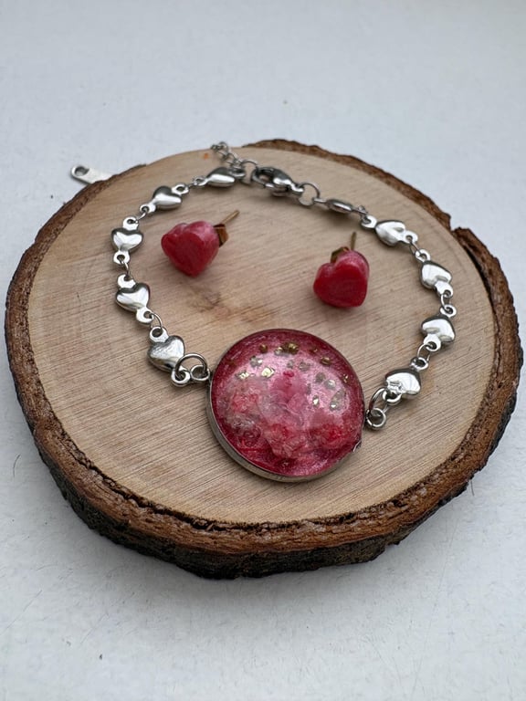 Resin Flower Bracelet and Heart Earrings Set, Real Dried Flowers, Nature Inspire