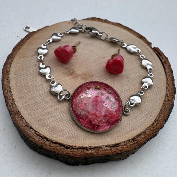 Resin Flower Bracelet and Heart Earrings Set, Real Dried Flowers, Nature Inspire