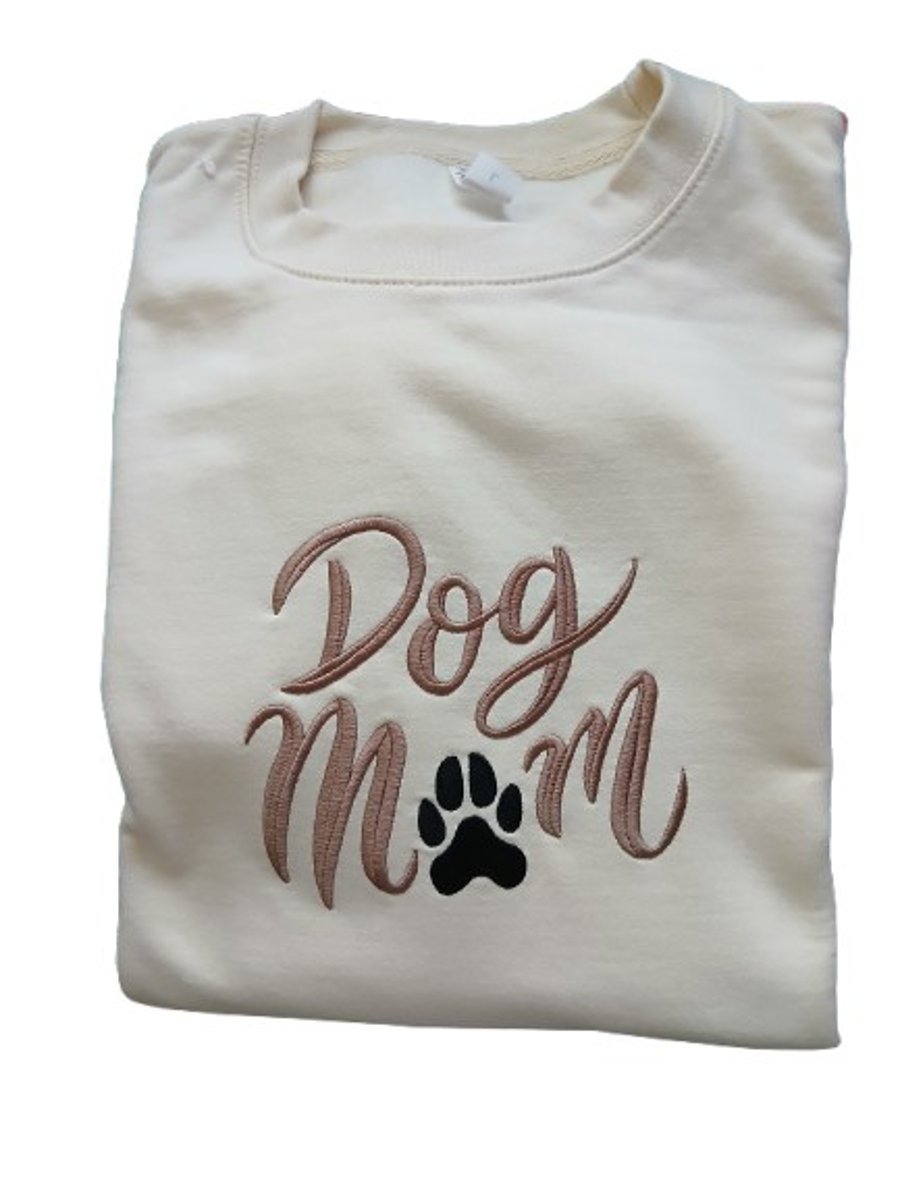 Dog Mom sweatshirt, adult sweatshirt, cosy sweatshirt, embroidered sweatshirt