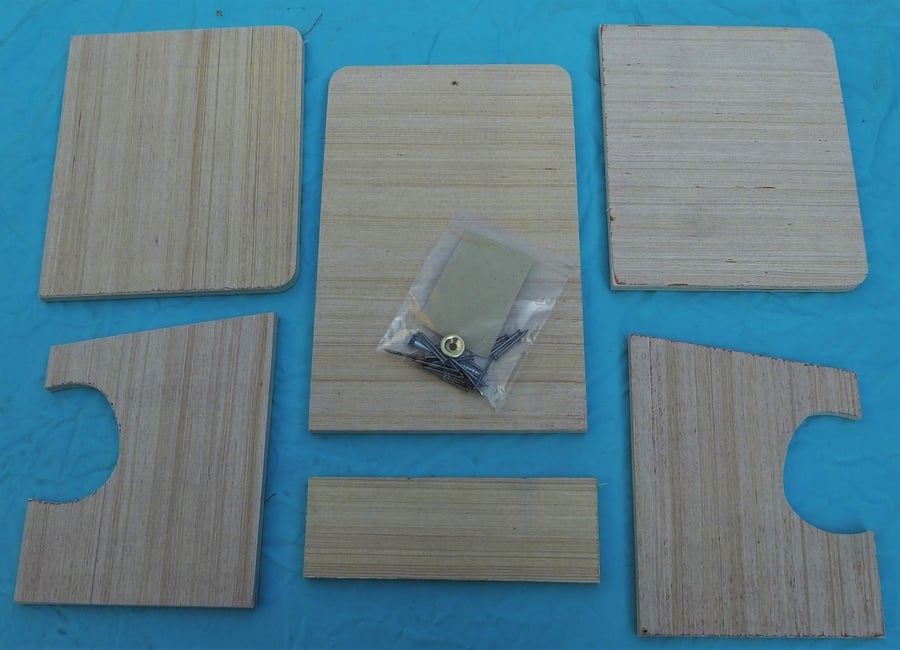 Robin type open sided bird box in kit form DIY 