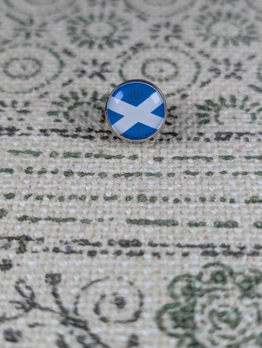 Scotland Flag Pin - Small Resin Topped Pin Badge - Scottish Flag Badge