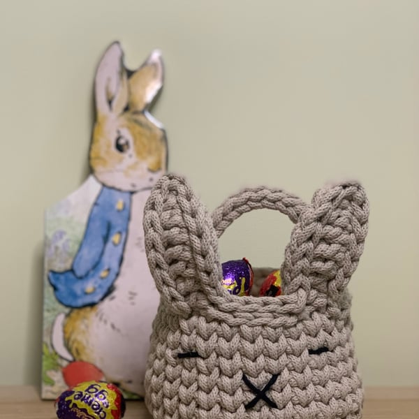 Little bunny storage for children’s room