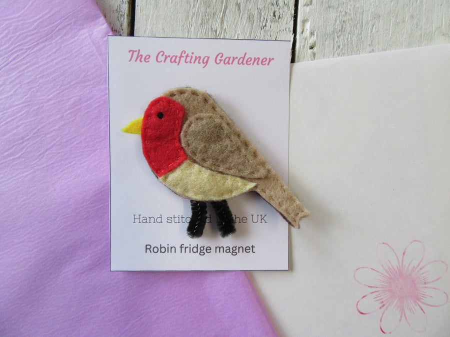 Robin fridge magnet, robin gift, gift for bird watchers, gift for him