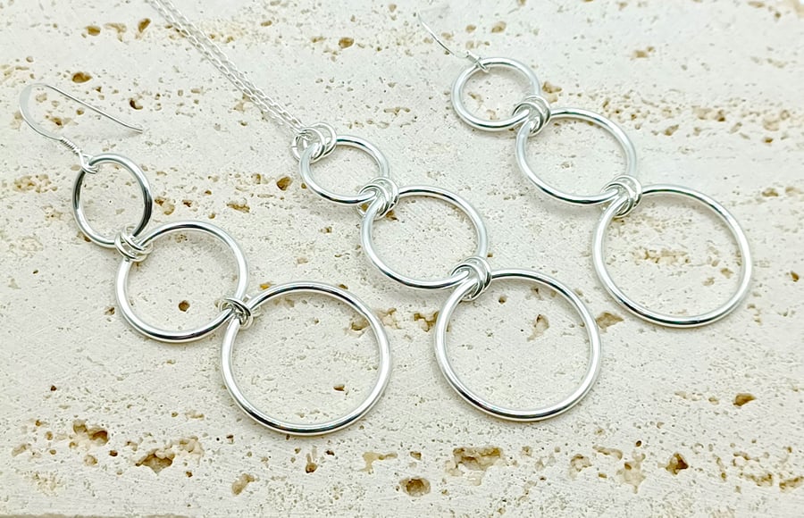Sterling Silver Trio Hoop Ring Pendant and Earrings, Silver Jewellery Gift, Trip