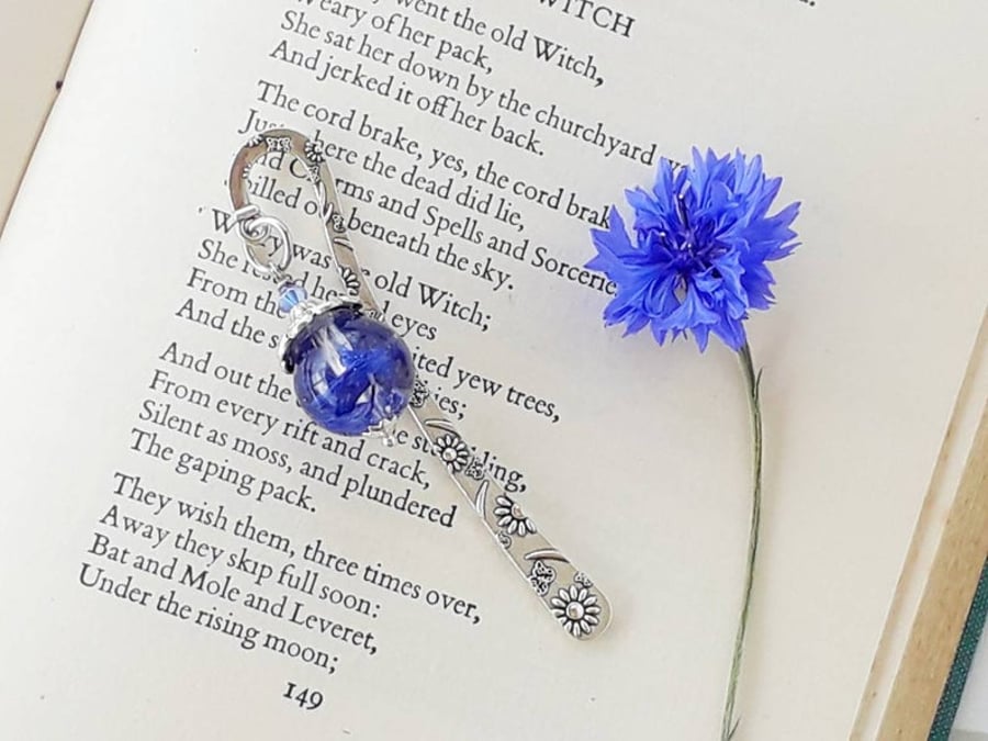 cornflower bookmark, pressed flowers resin bookmark, book worm gift, book lover 