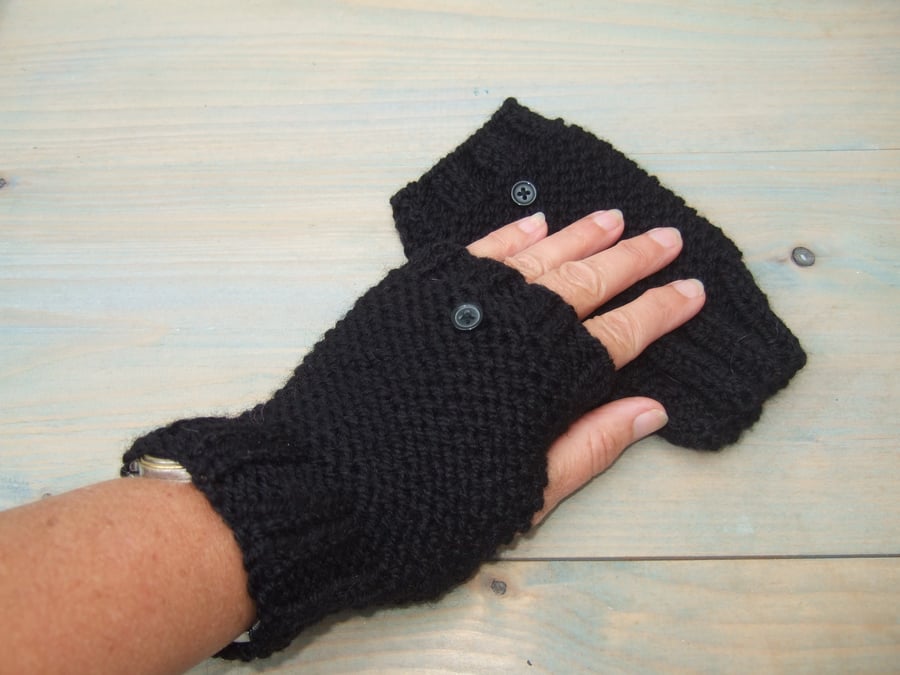 Black Hand Knit Fingerless Gloves