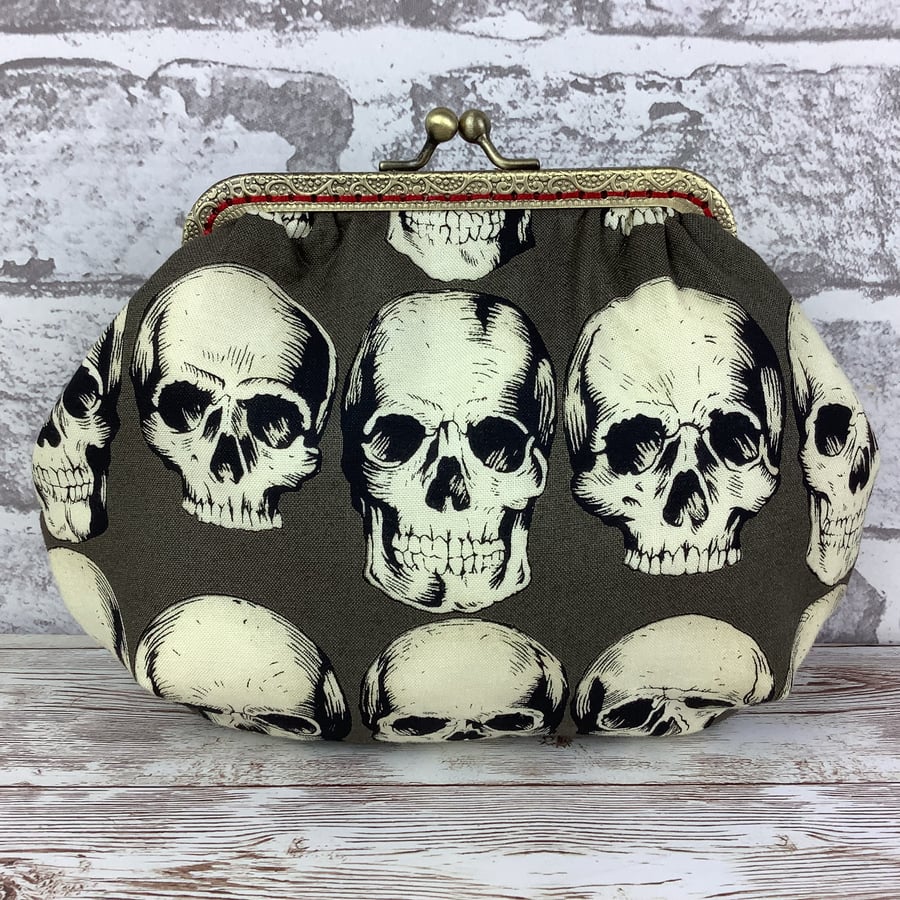 Gothic Rad Skulls small fabric frame clutch makeup bag handbag purse 