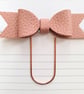 Pink bow paperclip book mark planner accessory - Image 1