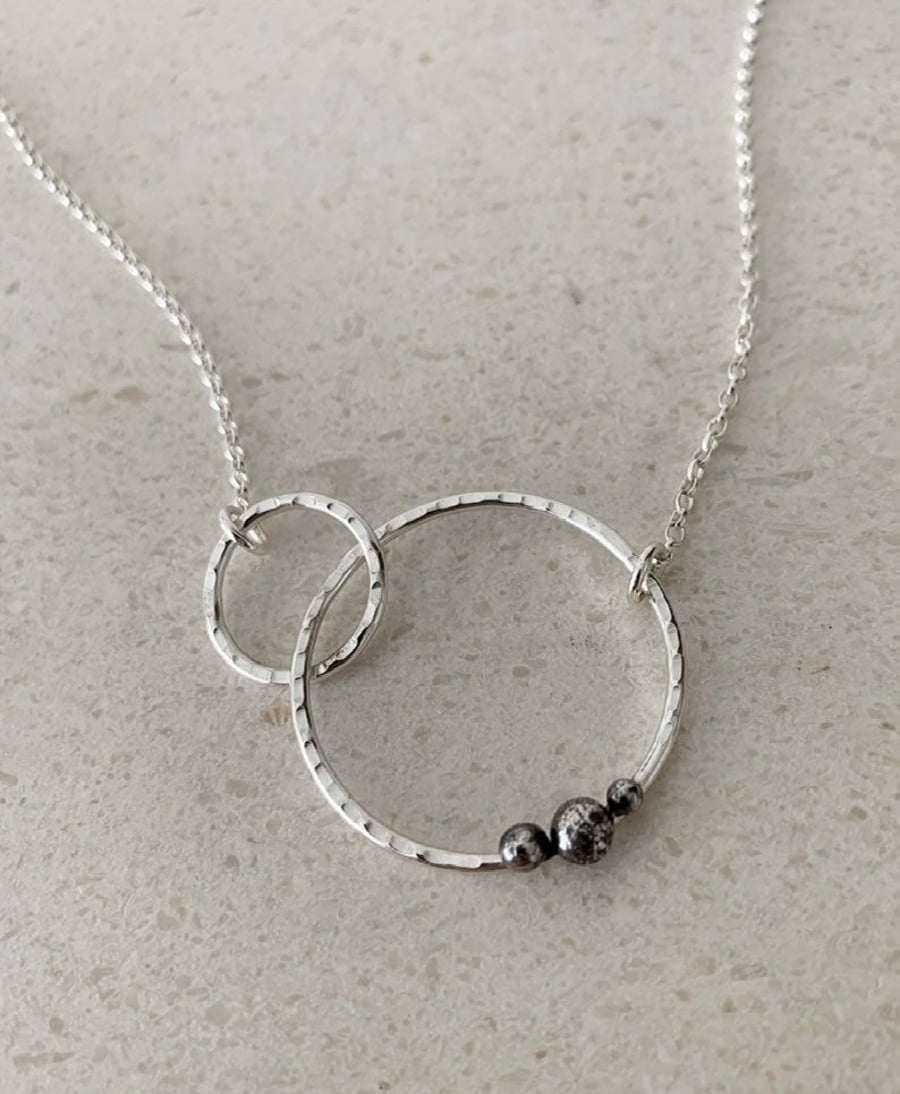 Silver Circles Necklace - Sterling Silver Interlocked Circles - Friendship 