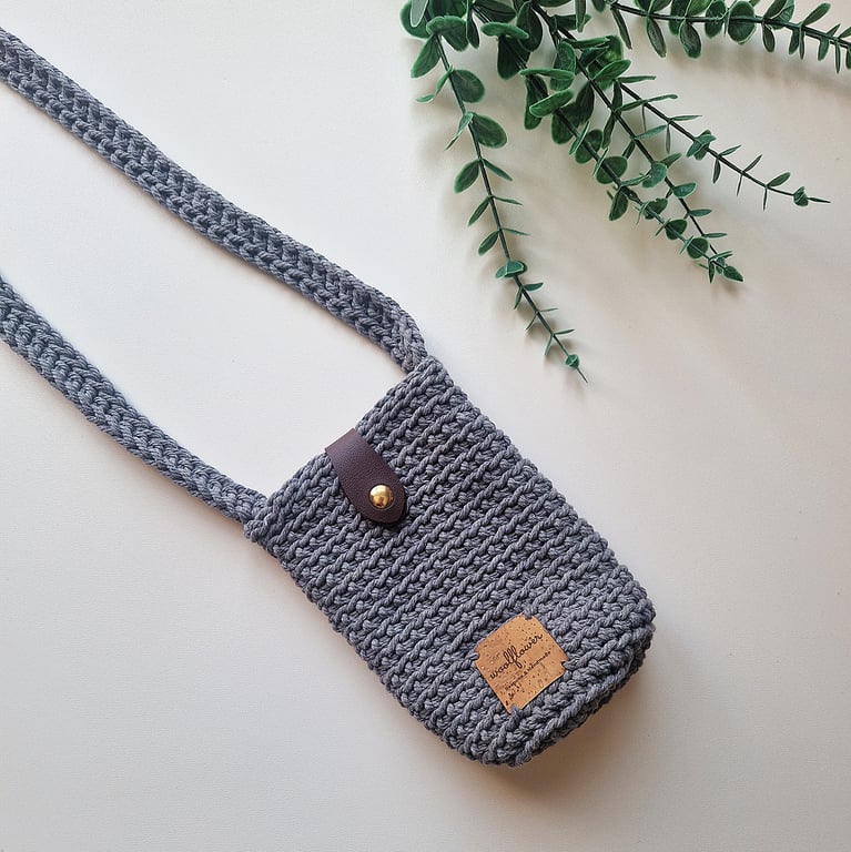 Grey Crochet Cross Body Phone Bag. Christmas Gift For Sister, Friends & Teens!