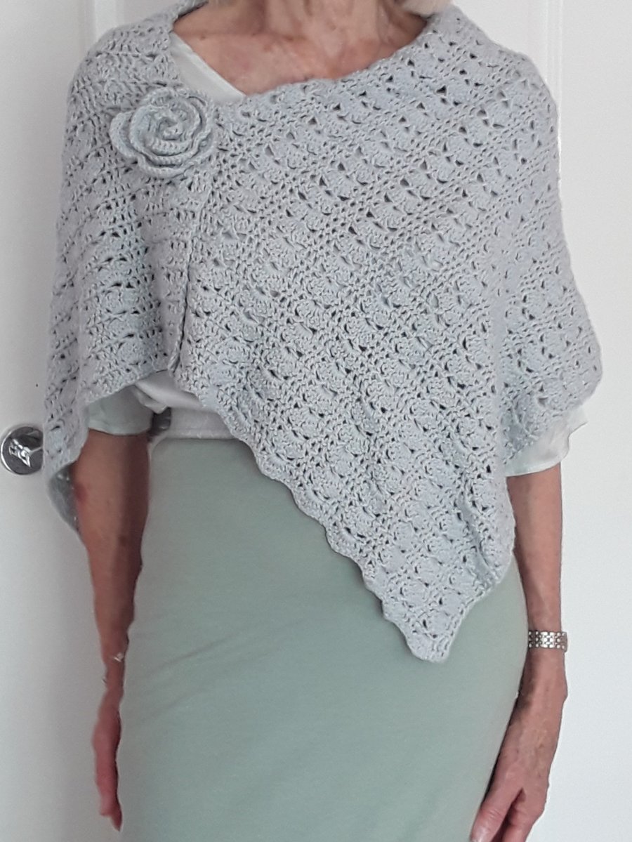 Shawl with Rose