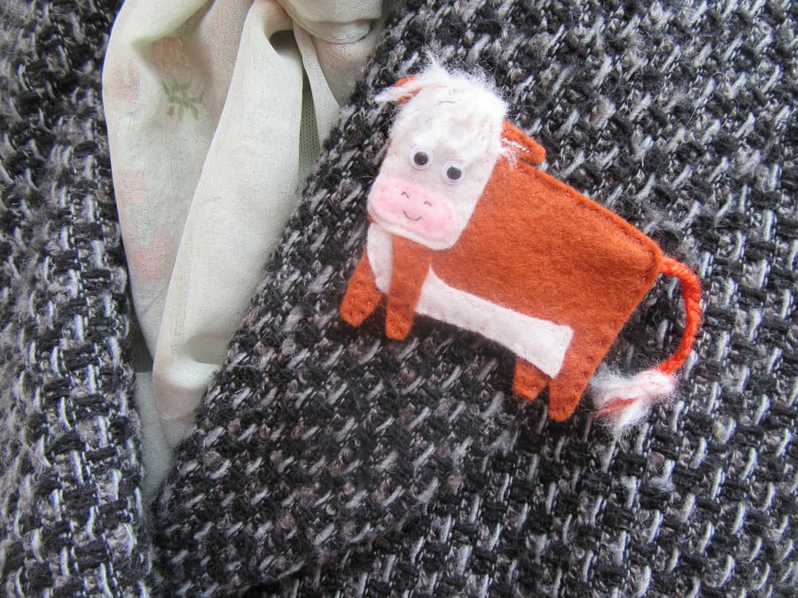 Cow brooch, animal badge, felt jewellery, Hereford cow, gift for her