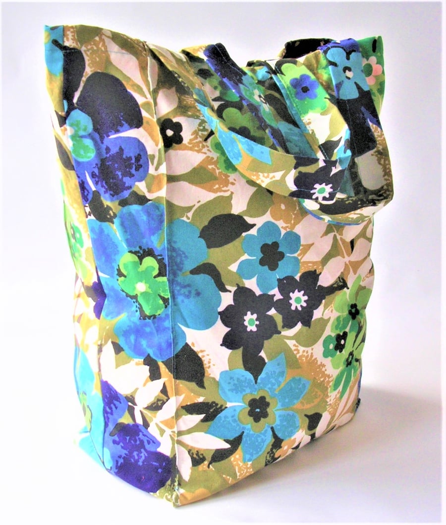 Tote, shopping, storage, or overnight bag in a retro large floral print